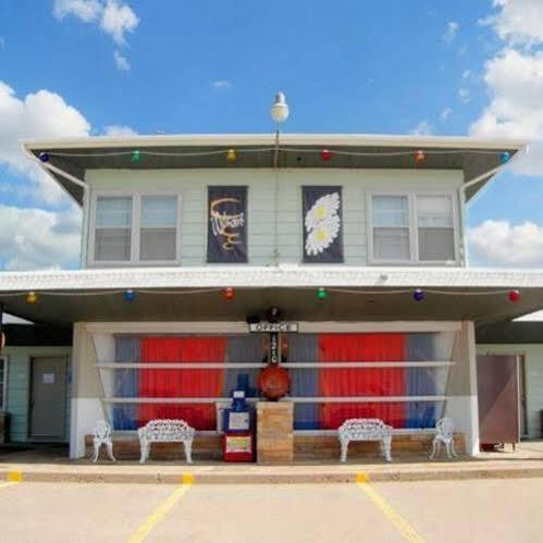 Broadway Inn Yankton Bagian luar foto